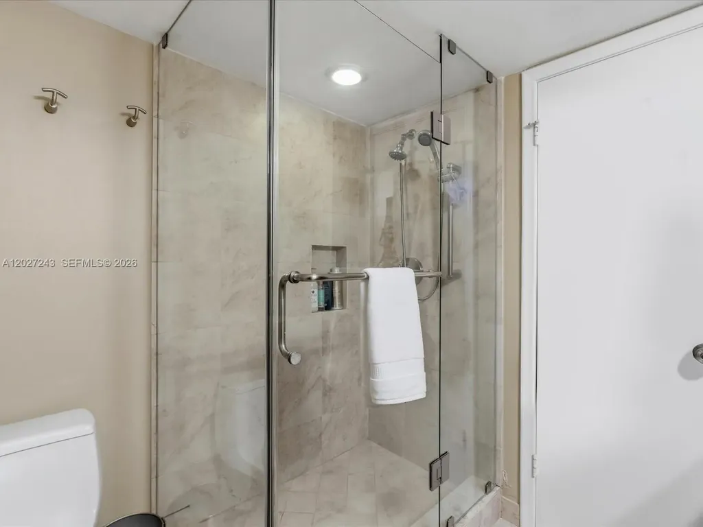 2615 N 40th Avenue Hollywood FL 33021