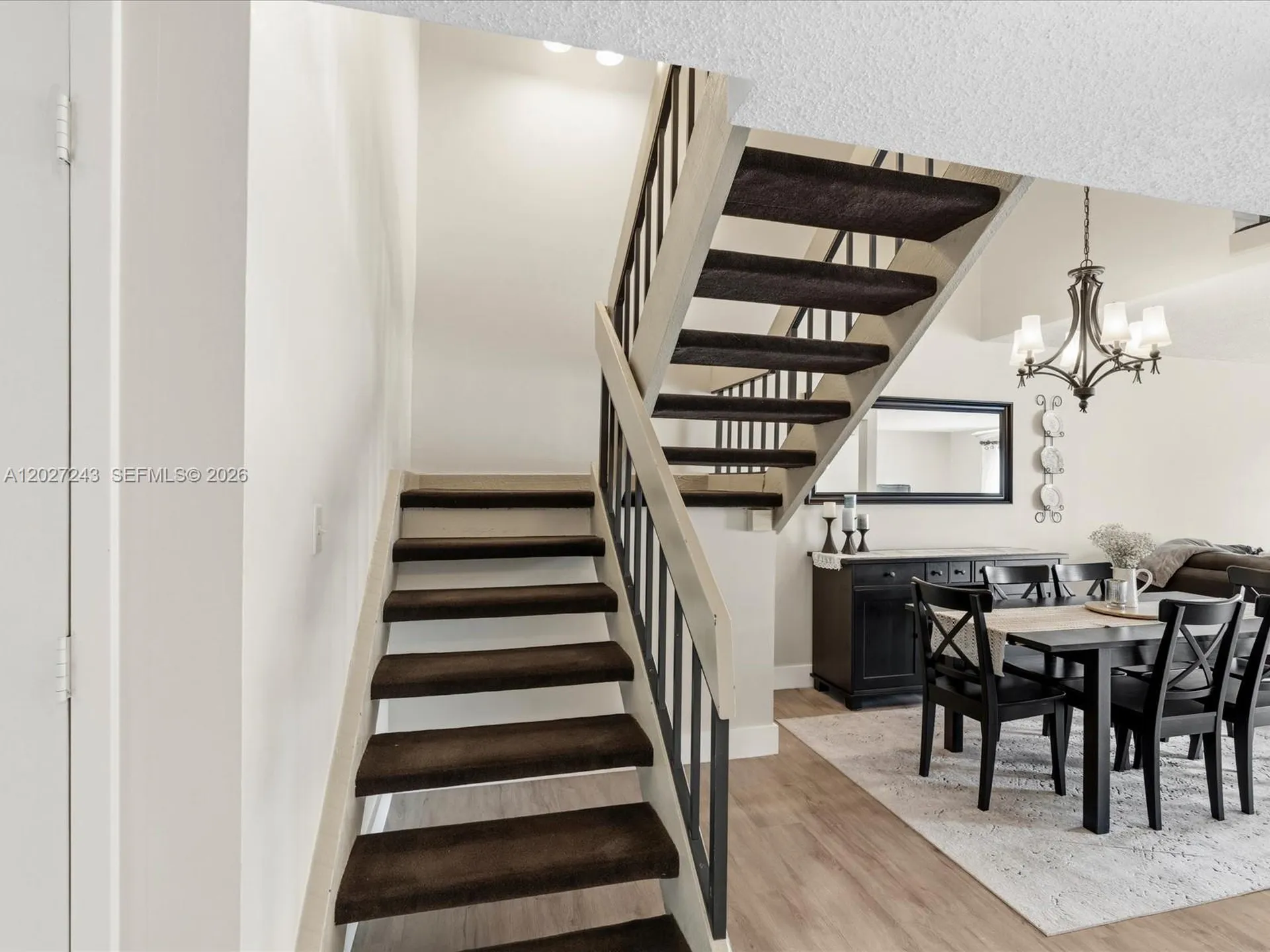 2615 N 40th Avenue Hollywood FL 33021