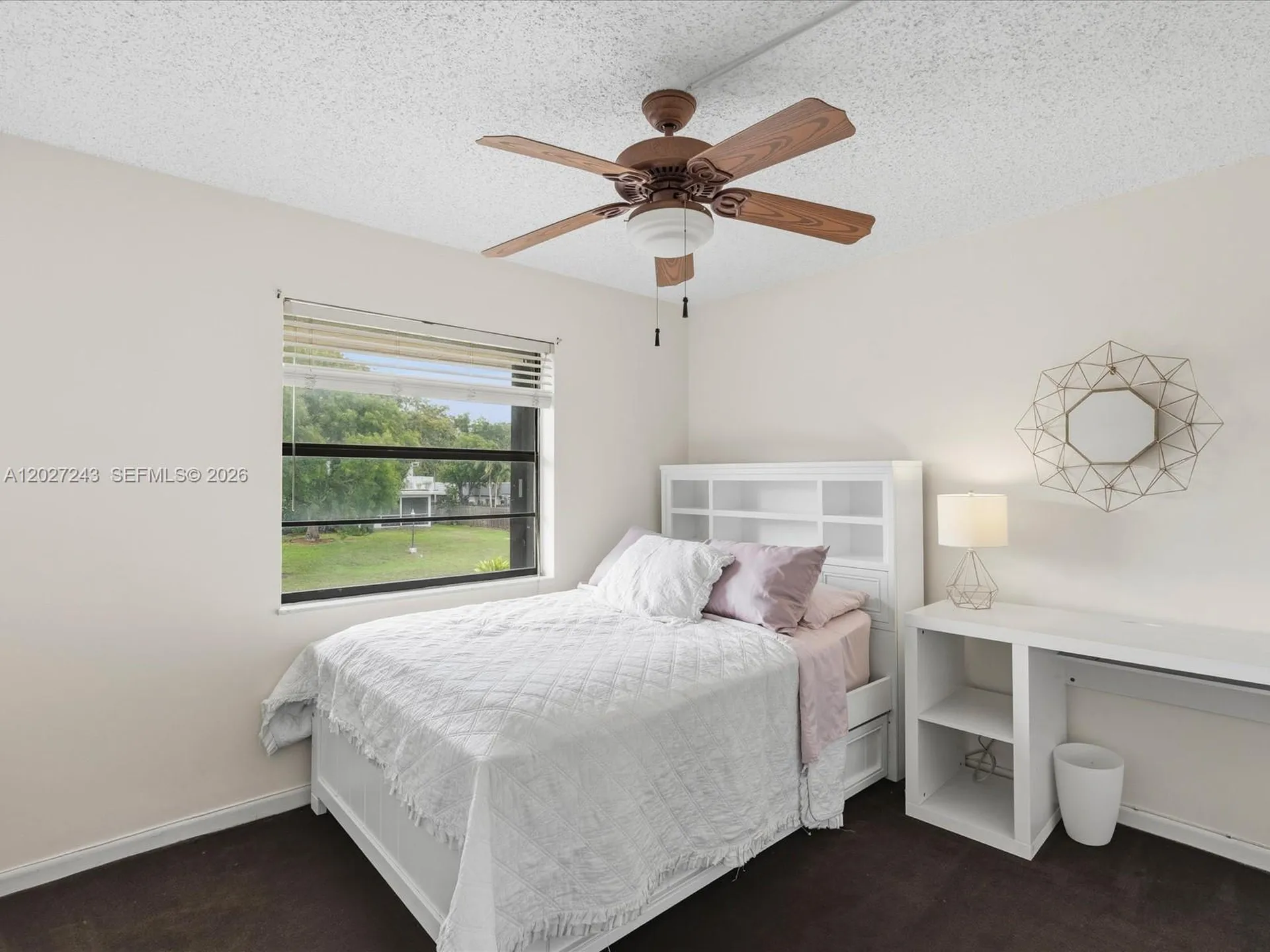2615 N 40th Avenue Hollywood FL 33021