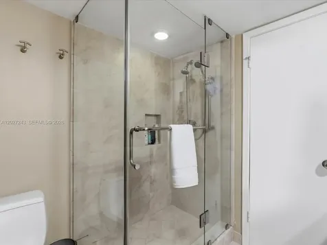 2615 N 40th Avenue Hollywood FL 33021