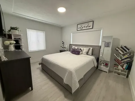 6825 NW 5th Court Miami FL 33150