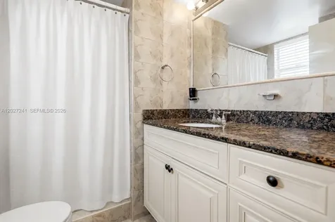 2831 Somerset Drive Lauderdale Lakes FL 33311
