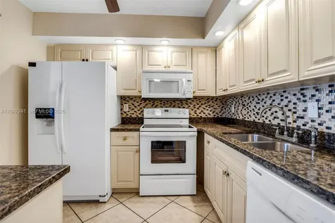 2831 Somerset Drive Lauderdale Lakes FL 33311