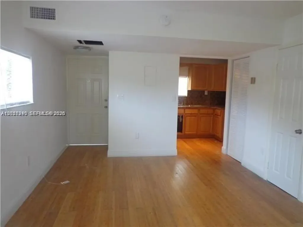 14864 NE 6th Avenue Miami FL 33161