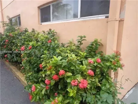 14864 NE 6th Avenue Miami FL 33161