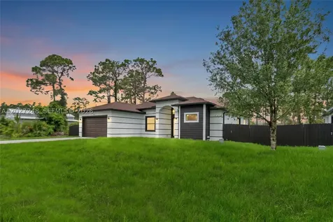 1047 E Merry Street Lehigh Acres FL 33974