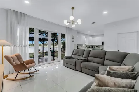 156 SE 22nd Terrace Homestead FL 33033