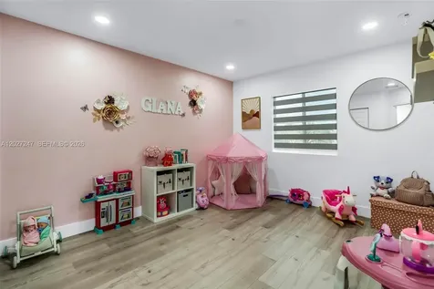 156 SE 22nd Terrace Homestead FL 33033