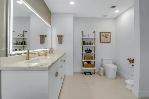 156 SE 22nd Terrace Homestead FL 33033