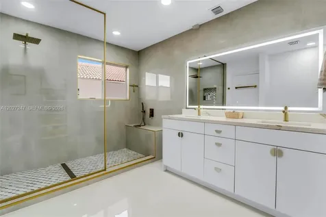 156 SE 22nd Terrace Homestead FL 33033