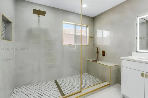 156 SE 22nd Terrace Homestead FL 33033