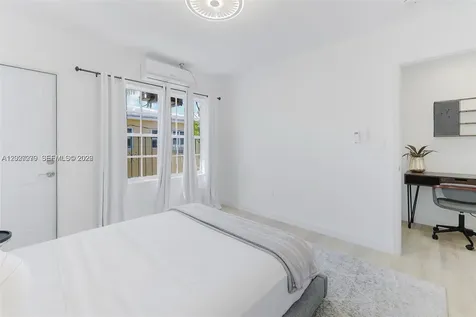 421 75th Street Miami Beach FL 33141