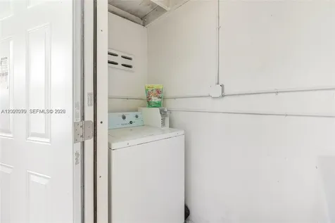 421 75th Street Miami Beach FL 33141