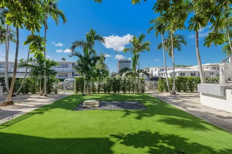 421 75th Street Miami Beach FL 33141