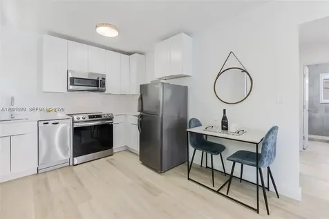 421 75th Street Miami Beach FL 33141