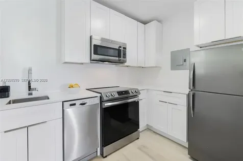 421 75th Street Miami Beach FL 33141