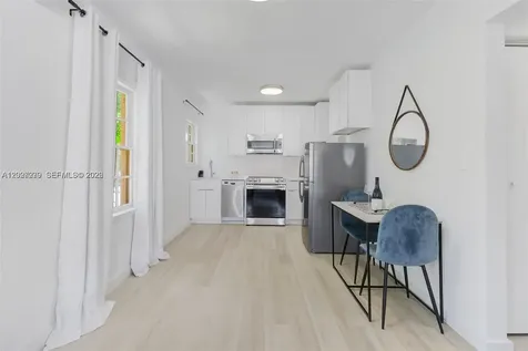 421 75th Street Miami Beach FL 33141