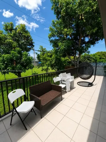 1101 NE 2nd Street Hallandale Beach FL 33009