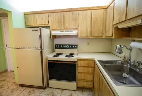 5621 SW 2nd Court Margate FL 33068