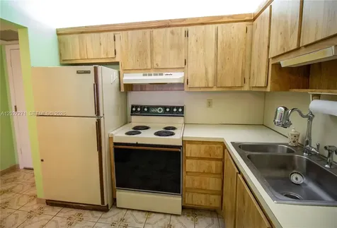 5621 SW 2nd Court Margate FL 33068