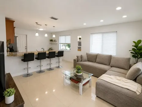901 NE 2nd Street Hallandale Beach FL 33009