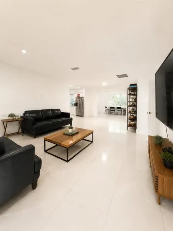 1109 NE 4th Court Hallandale Beach FL 33009