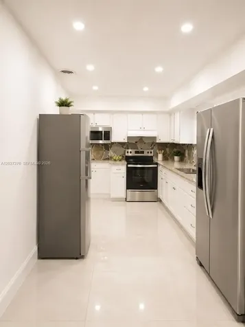1109 NE 4th Court Hallandale Beach FL 33009