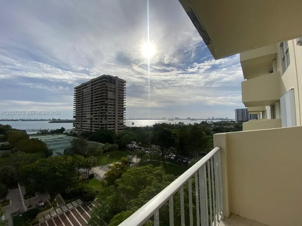 11111 Biscayne Boulevard Miami FL 33181