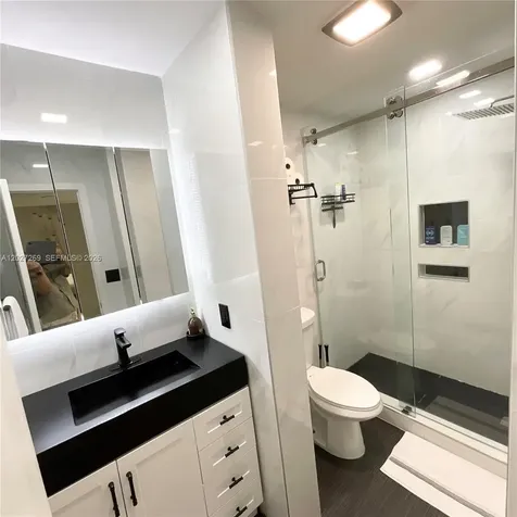 1502 NW 90th Way Pembroke Pines FL 33024