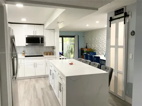 1502 NW 90th Way Pembroke Pines FL 33024