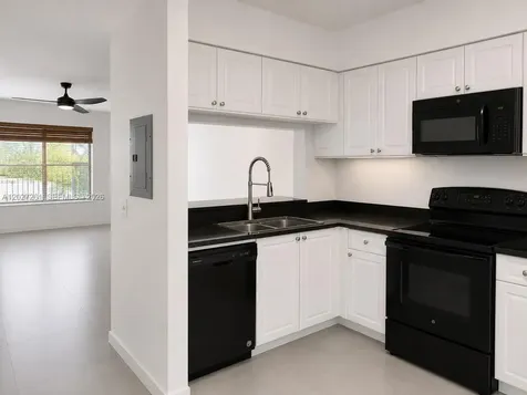 38 Key West Court Weston FL 33326