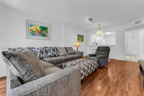 9511 Weldon Circle Tamarac FL 33321