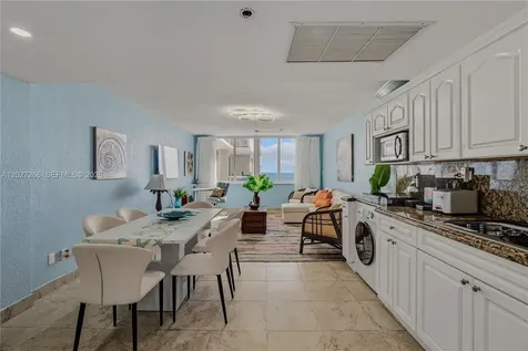 19201 Collins Avenue Sunny Isles Beach FL 33160