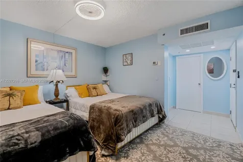 19201 Collins Avenue Sunny Isles Beach FL 33160