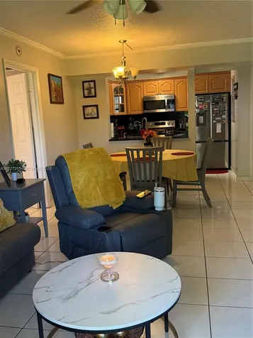 9716 Hammocks Boulevard Miami FL 33196