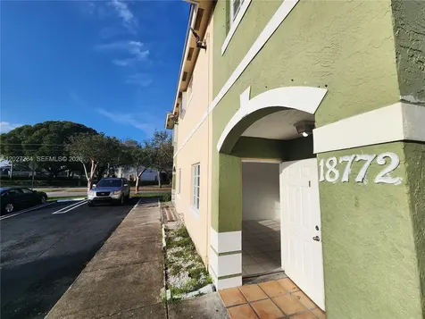 18772 SW 100th Avenue Cutler Bay FL 33157