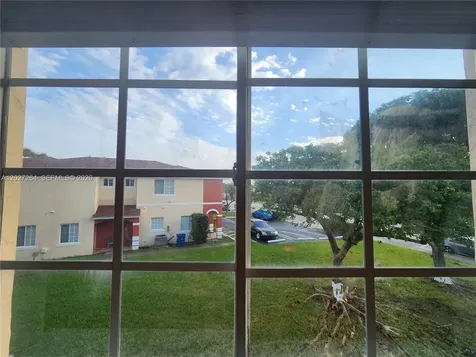 18772 SW 100th Avenue Cutler Bay FL 33157
