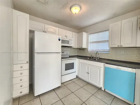 18772 SW 100th Avenue Cutler Bay FL 33157