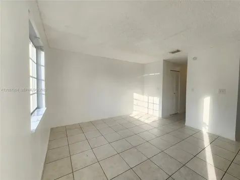 18772 SW 100th Avenue Cutler Bay FL 33157