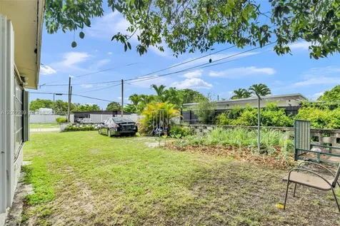 1900 NW 131st Street Miami FL 33167
