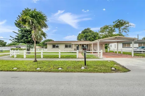 1900 NW 131st Street Miami FL 33167