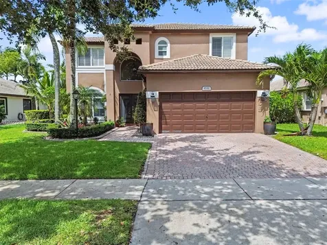 1532 NW 133rd Avenue Pembroke Pines FL 33028