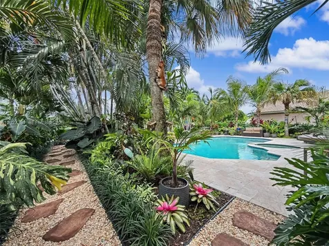 1532 NW 133rd Avenue Pembroke Pines FL 33028