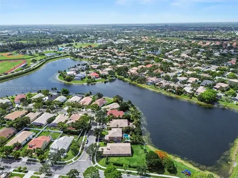 1532 NW 133rd Avenue Pembroke Pines FL 33028