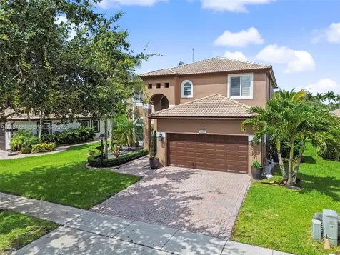 1532 NW 133rd Avenue Pembroke Pines FL 33028