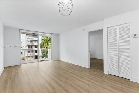 1665 Bay Road Miami Beach FL 33139