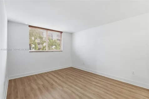 1665 Bay Road Miami Beach FL 33139