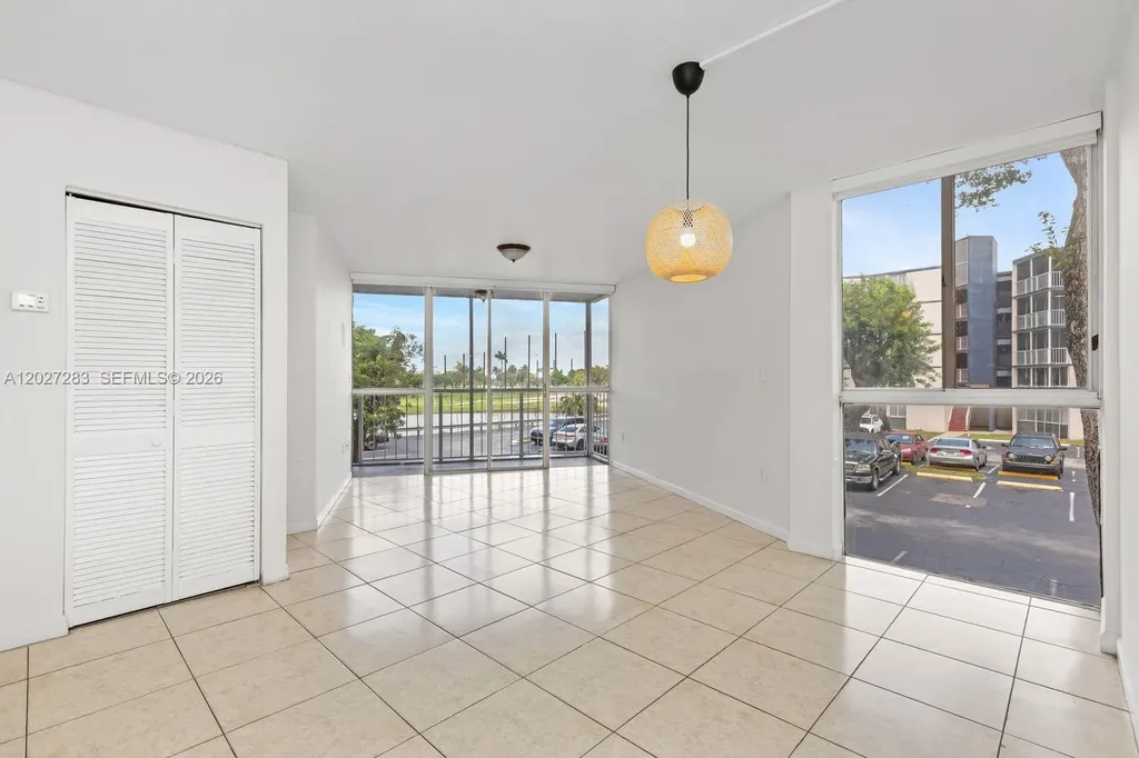 6995 NW 186th Street Hialeah FL 33015