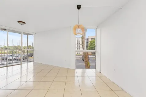 6995 NW 186th Street Hialeah FL 33015