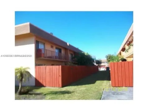 890 SW 129th Place Miami FL 33184